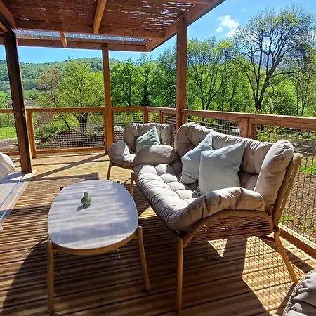 Premium Pique Poque Campsite *